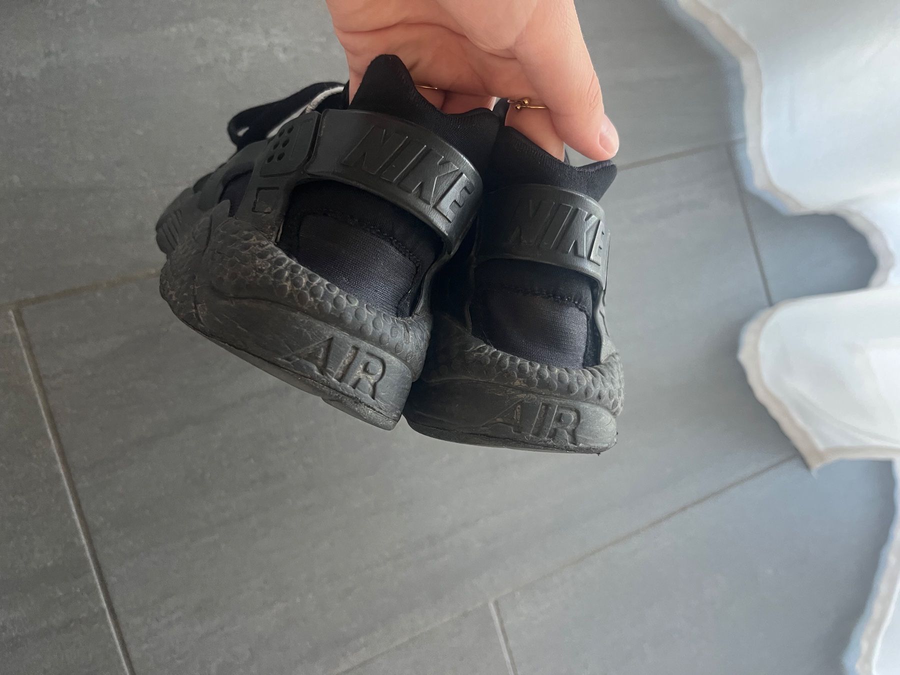 Nike Scarpe da uomo: Nike Huarache schwarz – Usato da Möhlin venduto da eny_lsk7 3