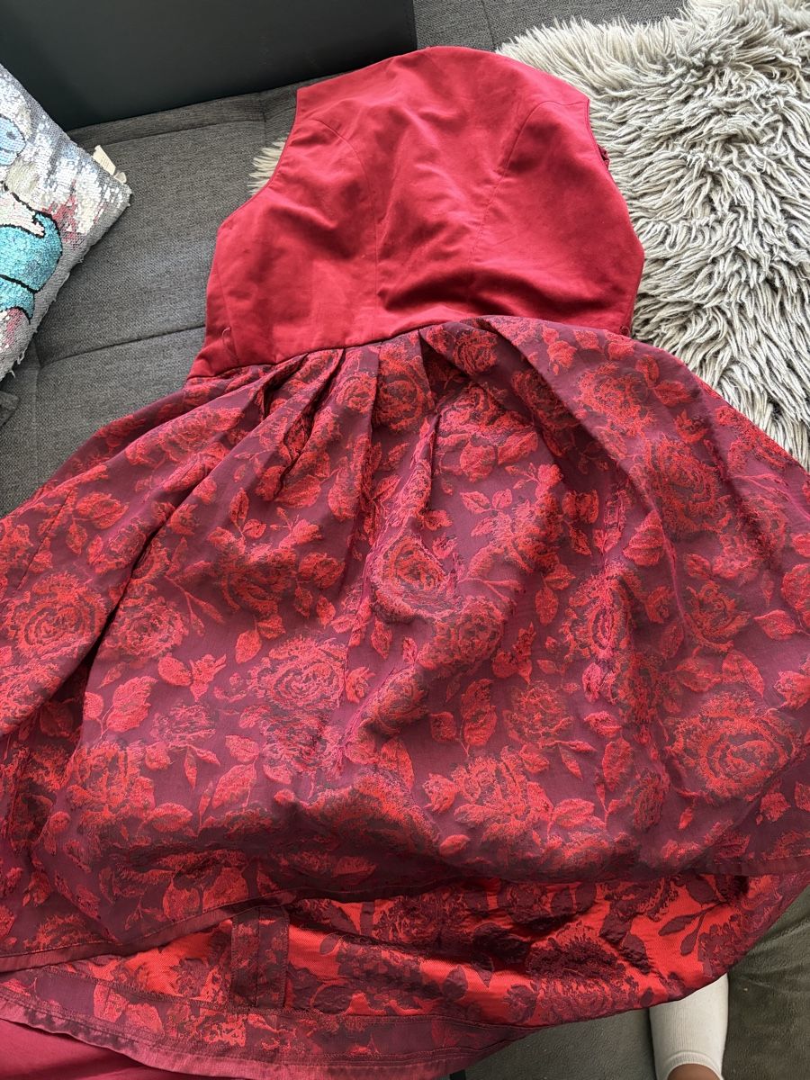 Krüger Vestiti: Krüger dirndl rot 44 – Usato da ebikon venduto da Caru15 2