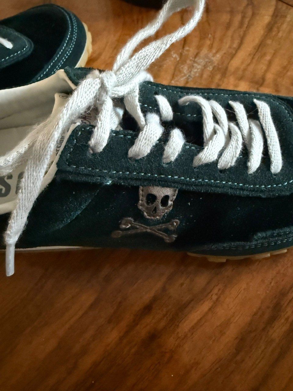 Scarpe da donna: Sneaker samtgrün SCALPERS – Usato da Luzern venduto da 127064 1