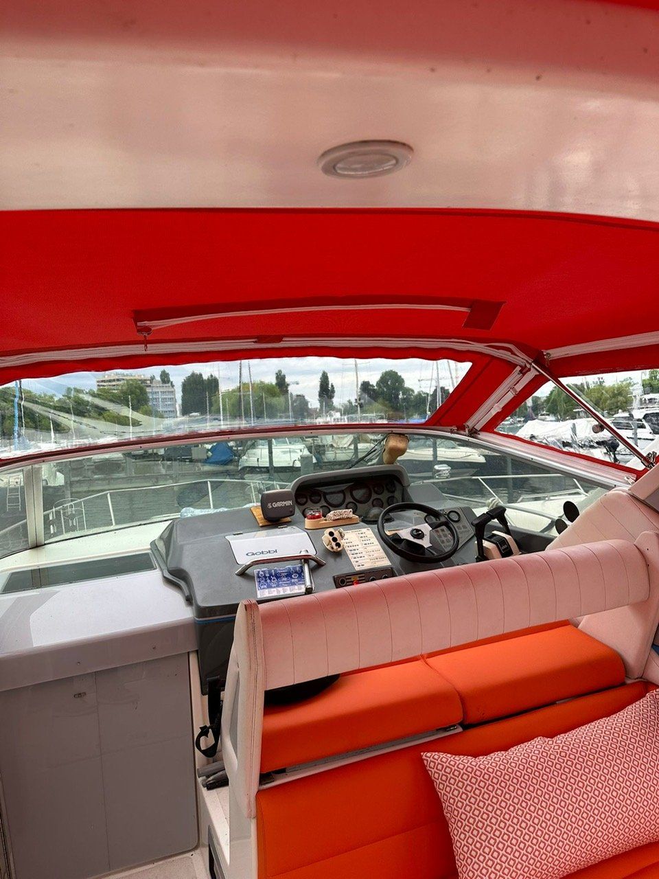 Gobbi Barche: GOBBI 25 CABIN  -  HAFENPLATZ – Usato da Avenches venduto da BOOTTRANSPORTE 3
