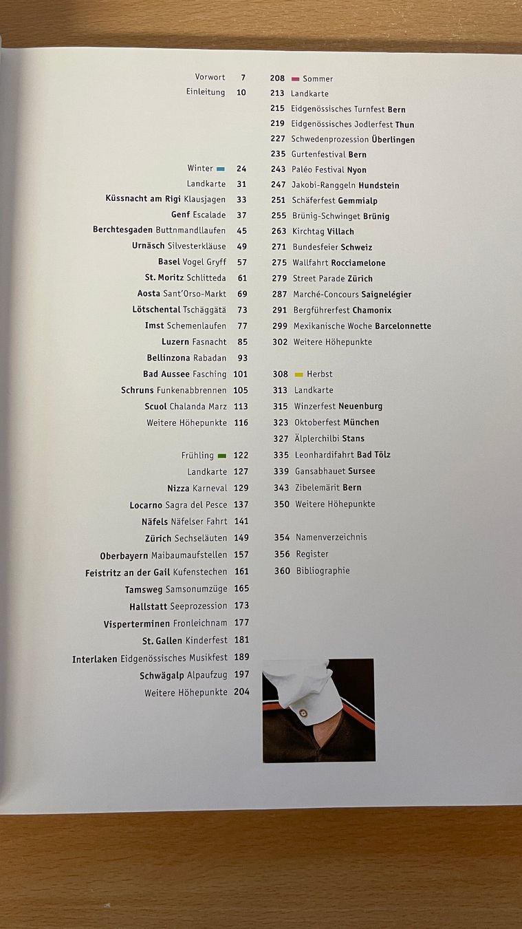 Libri: Feste im Alpenraum – Usato da Glattfelden venduto da cybermaxx 2