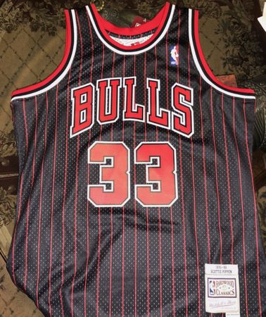 Chicago Bulls Scottie Pippen Jersey 1995/96