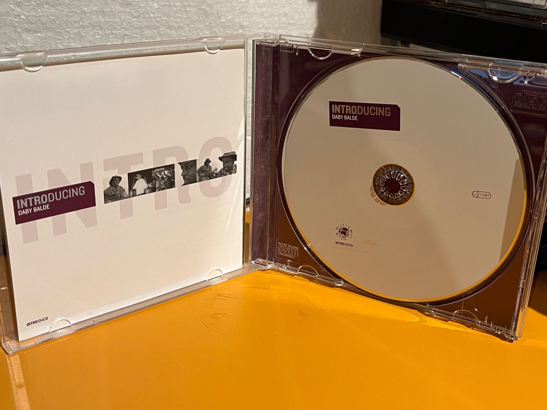 CDs: Daby Balde - Introducing Daby Balde - Promo - HH22D – D'occasion à Küsnacht ZH par swisssales.net 2