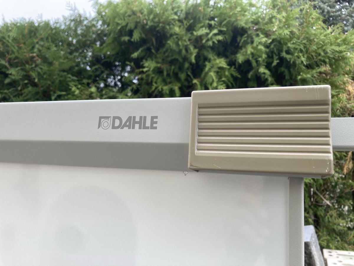 Sonstige Dekorationen & Accessoires: Flipchart Ständer weiss Metall gebraucht – Gebraucht aus Winterthur von Smass 1