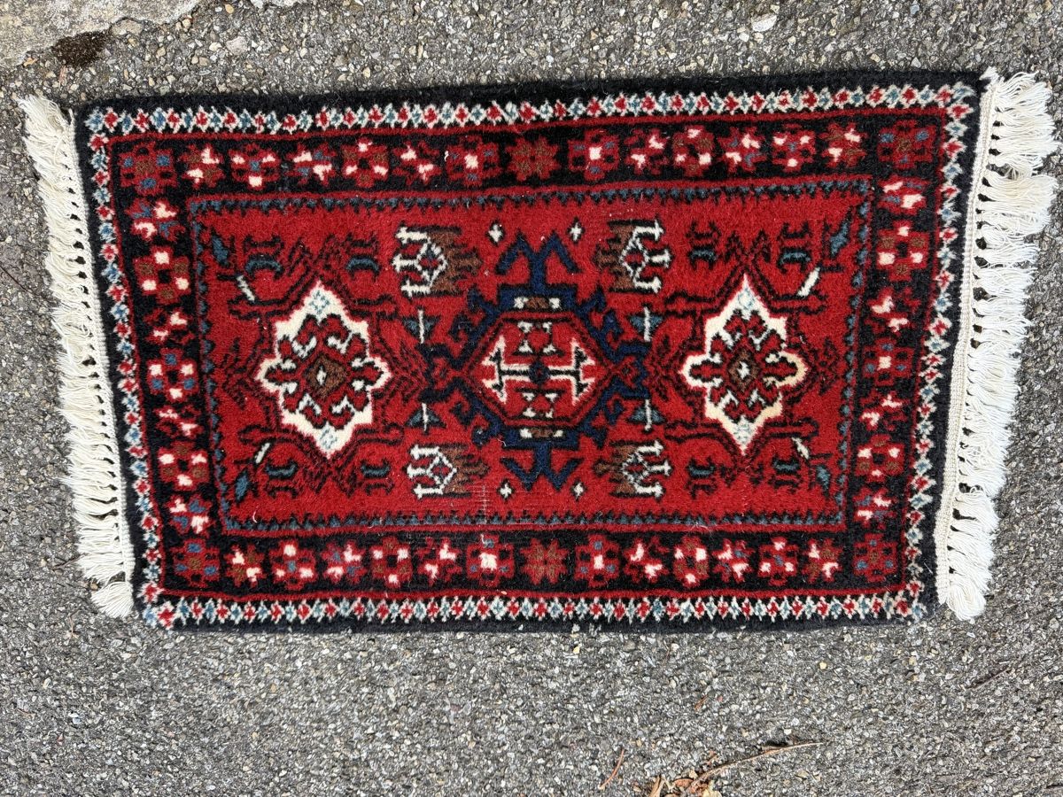 Teppiche: Kleine orientteppiche – Gebraucht aus Grenchen von Lirisa 3