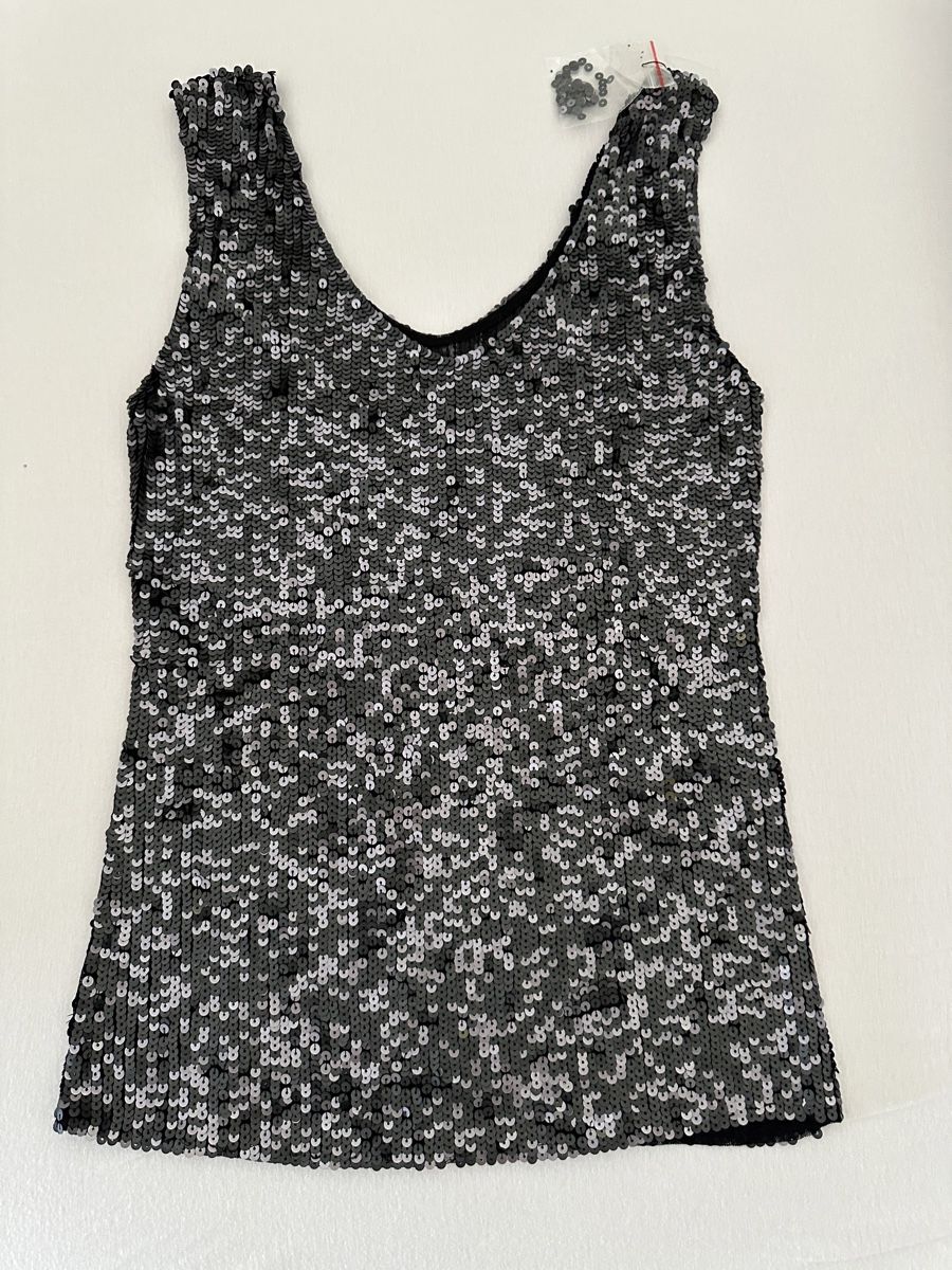 Top: Elegant Sequined Tank Top, black, T-S – Nuovo e nell'imballaggio originale da Epalinges venduto da Lily2006