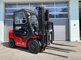 Dieselstapler Steinbock mit Strassenzulassung und Vollkabine