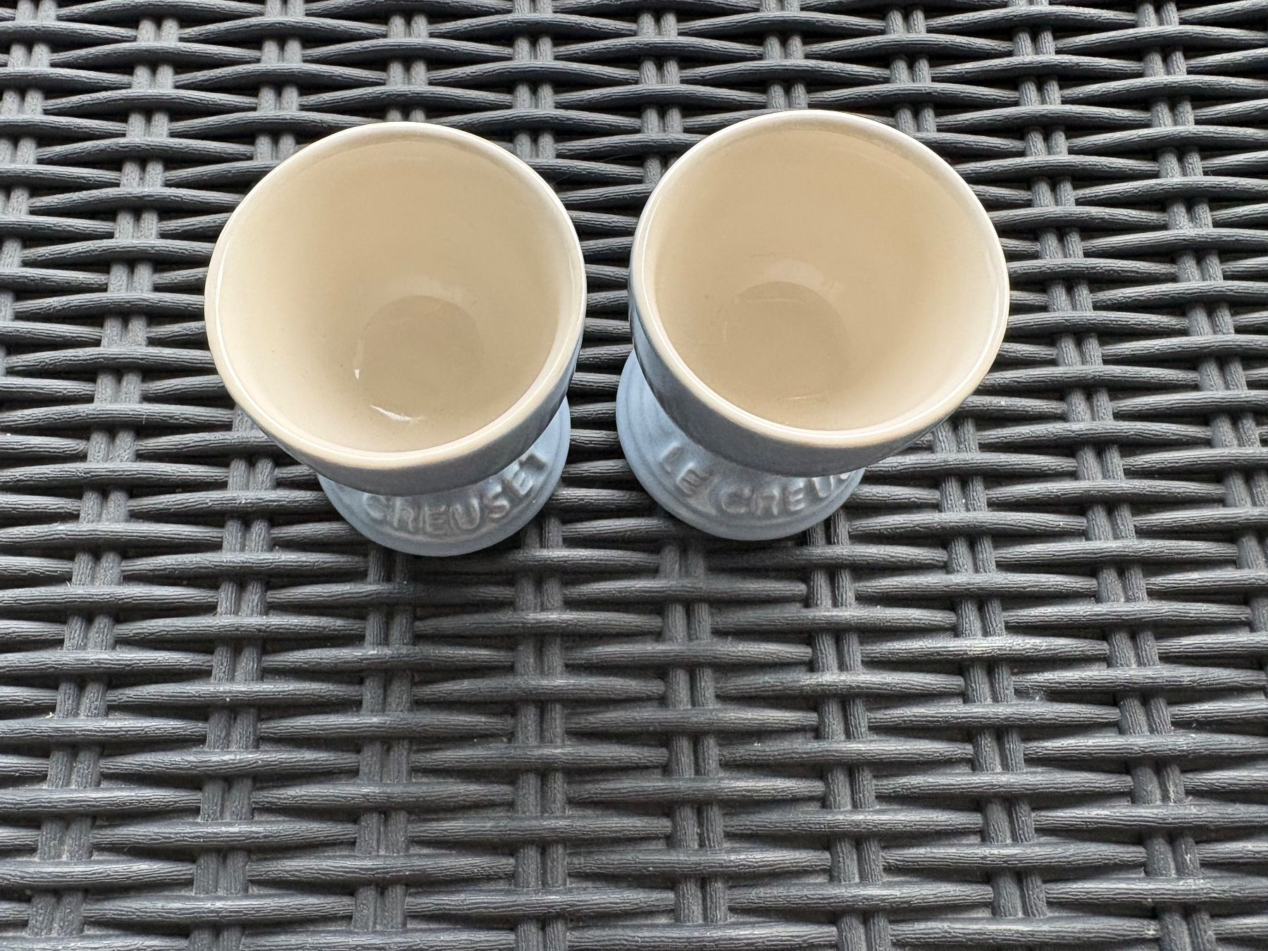 Le Creuset Altre Stoviglie: Le Creuset Eierbecher Set von 2 – Nuovo (secondo la descrizione) da Bassersdorf venduto da rek_x2gl 2