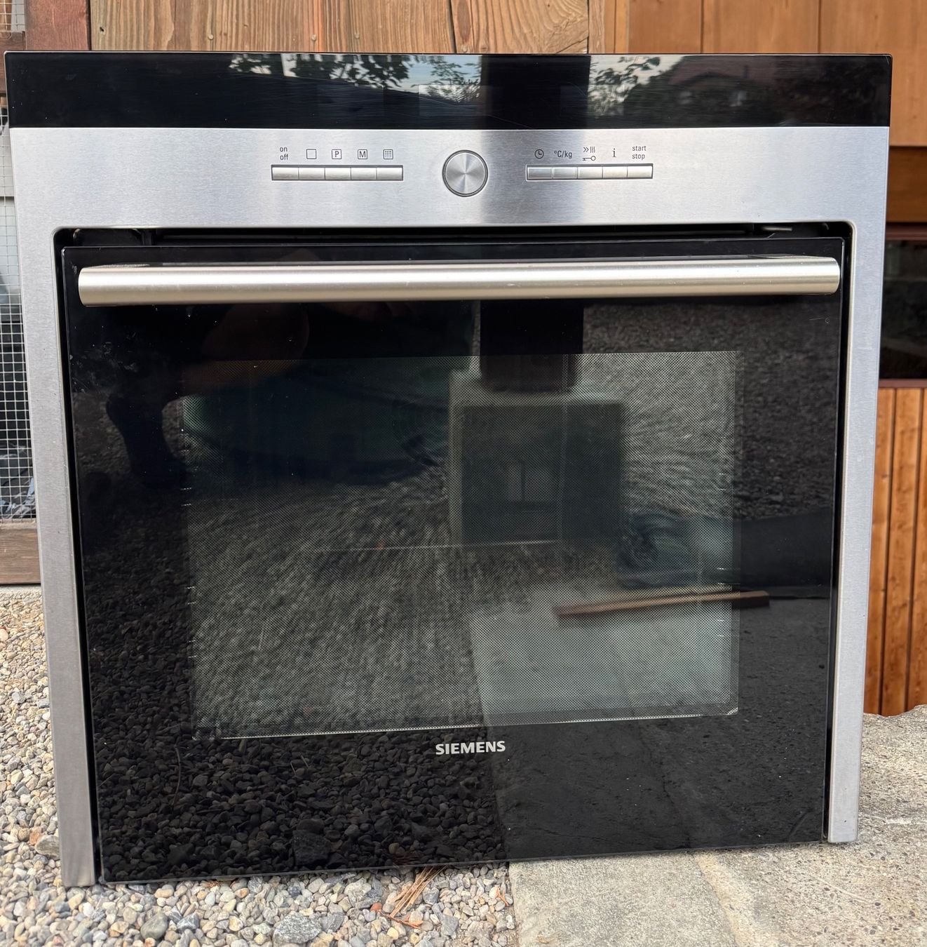 Siemens Backöfen: Siemens Backofen (Display defekt) – Gebraucht aus Ruswil von Camino