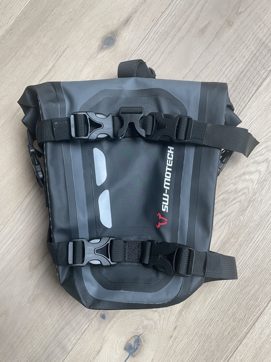SW-Motech Valigie: SW-Motech Tailbag Drybag 80 – Nuovo (secondo la descrizione) da Basel venduto da ric_h97p