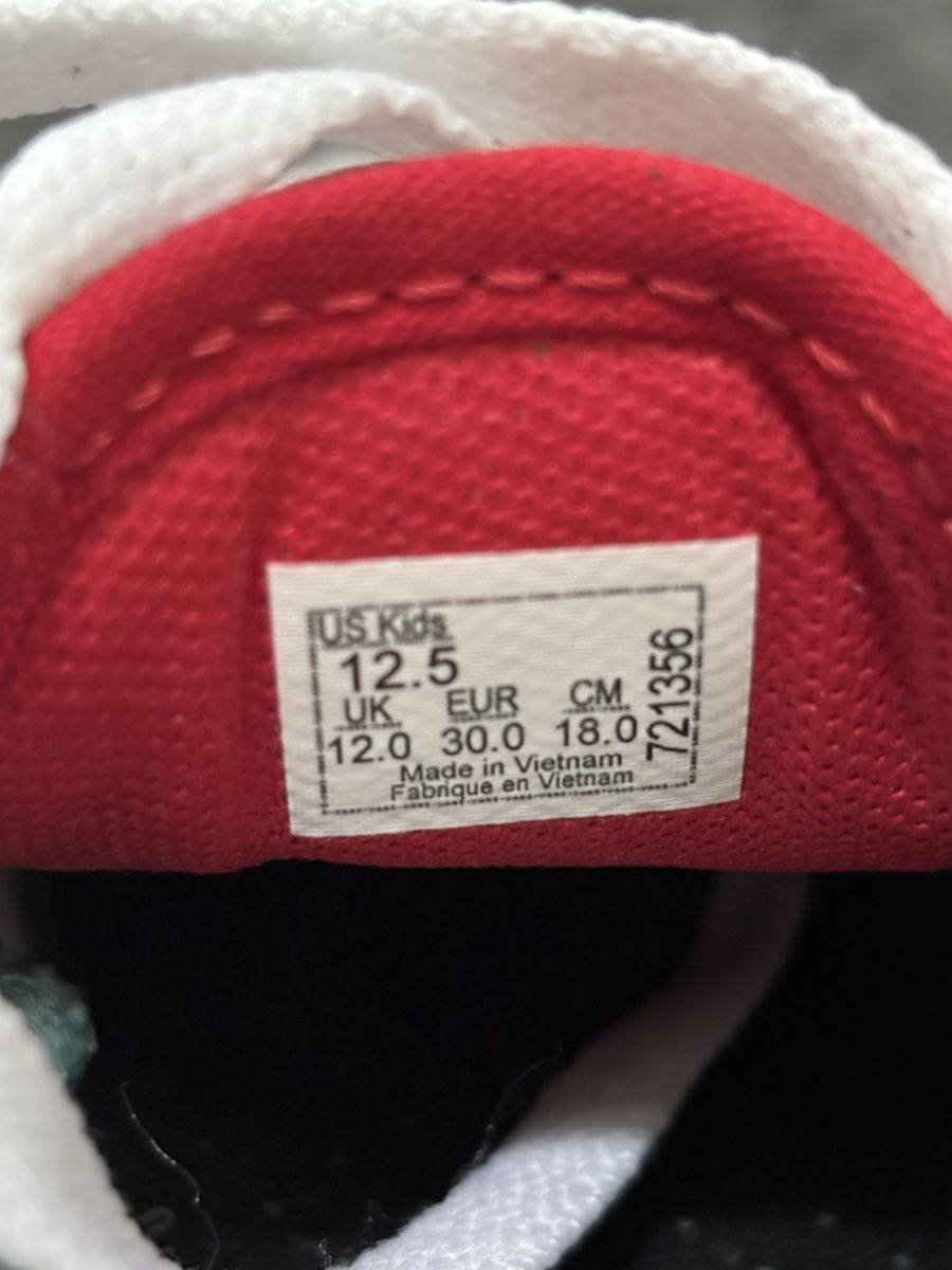 Vans Scarpe per ragazzi: Vans Kinderschuhe – Nuovo (secondo la descrizione) da Oberrieden venduto da Panthiras3 5