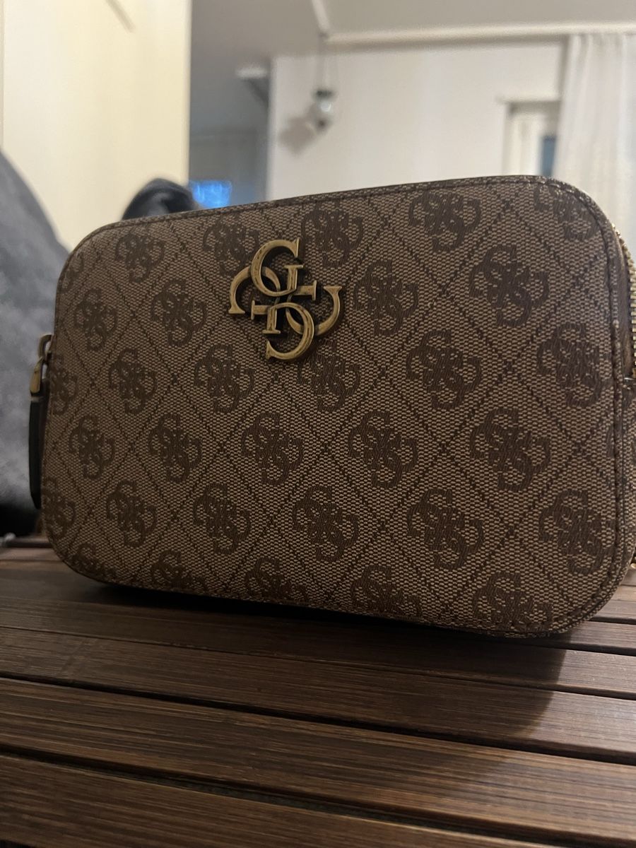 Guess Borse da donna: GUESS Handtasche braun Logoprint🤎 – Usato da Volketswil venduto da bounty_5