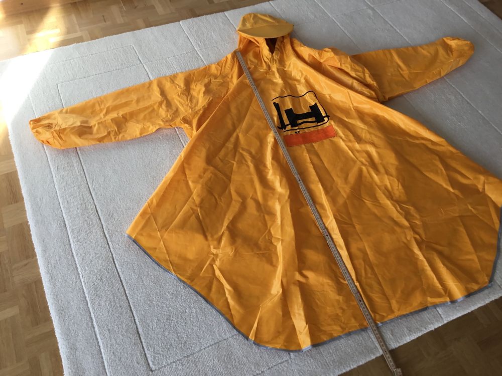 Regenponcho mit Ärmeln und Kapuze wasserdicht. Gewicht 850g | Kaufen ...