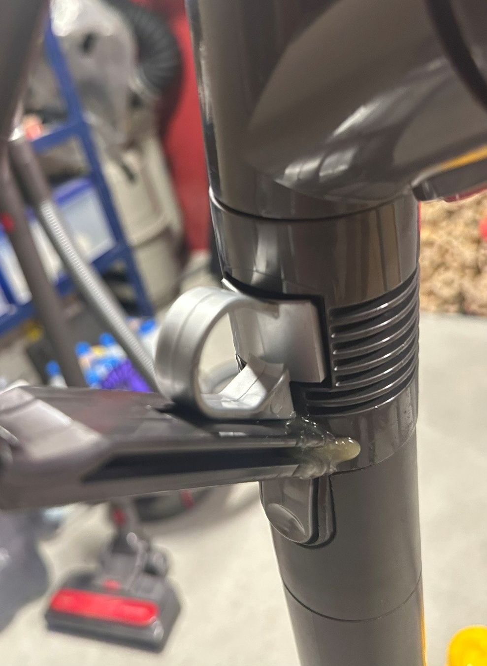 Dyson Aspirateurs & Accessoires: Dyson DC 29 – Défectueux à Regensdorf par maettelb 3