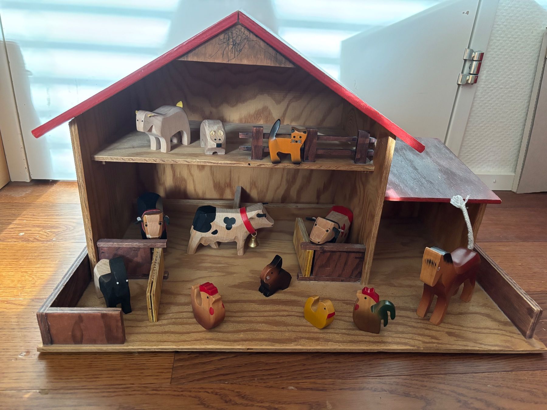 Jouets: Holzspielhaus – D'occasion à Zürich par degchris
