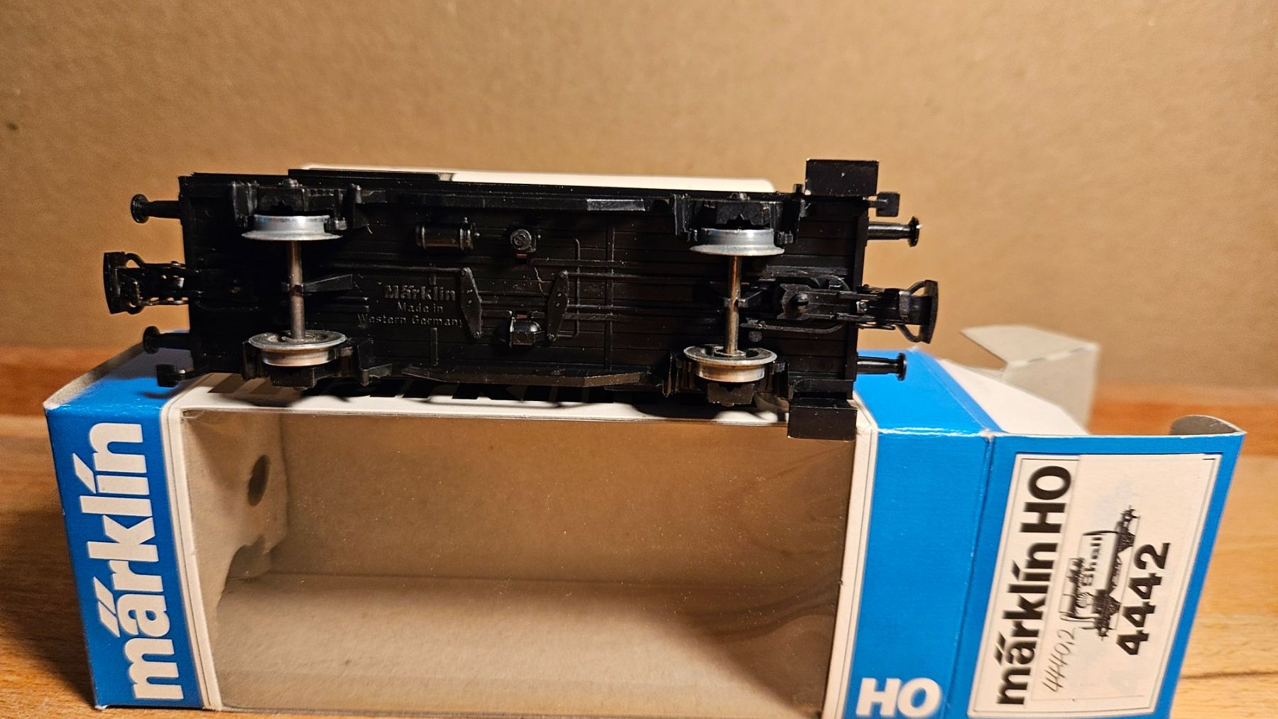 Märklin Modelleisenbahnen: Märklin H0 Kesselwagen ARAL – Gebraucht aus Brüttelen von frediwellensitich 2
