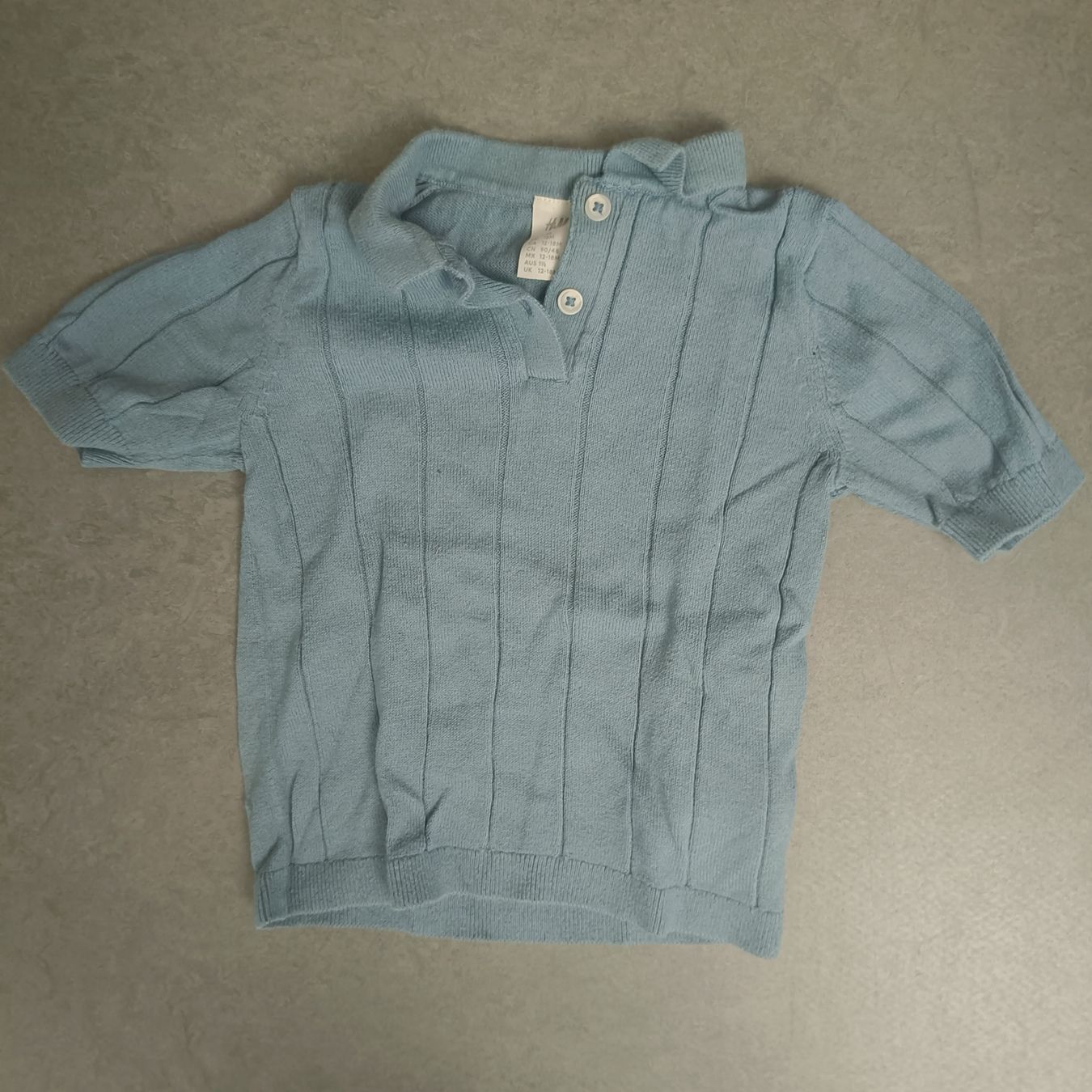 H&M Chemises, T-shirts & Polos: T-Shirt Grösse 86 – D'occasion à Jaberg par urig17.