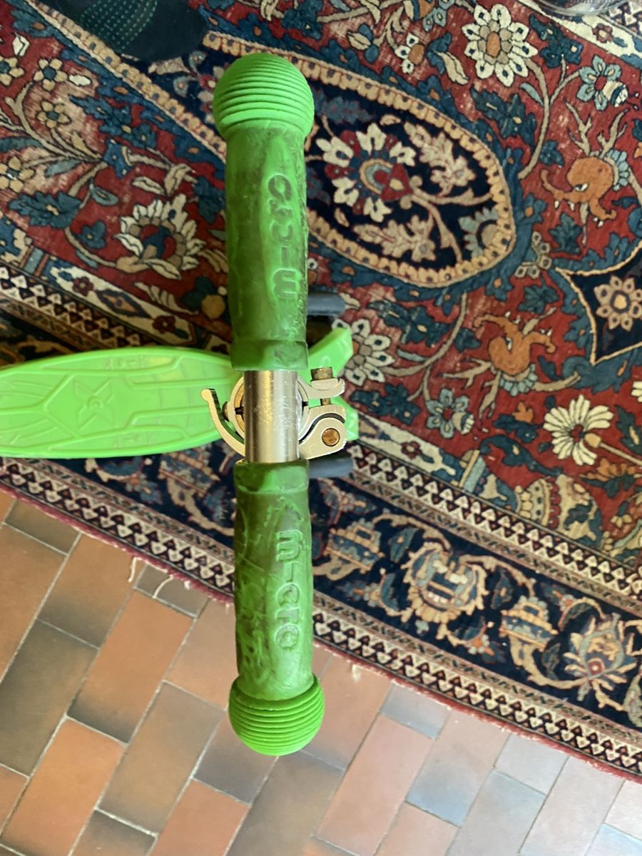 Micro Veicoli per bambini: Micro Tretroller Trottinett, Mini Deluxe, Grün – Usato da Bettingen venduto da bian_48 4