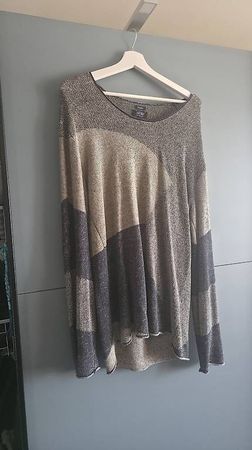 Sehr stylisches Armani Strickpulli Gr. L  / Gratisversand