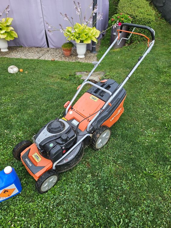 Hitachi Benzinrasenmäher mit Antrieb 4T Kaufen auf Ricardo