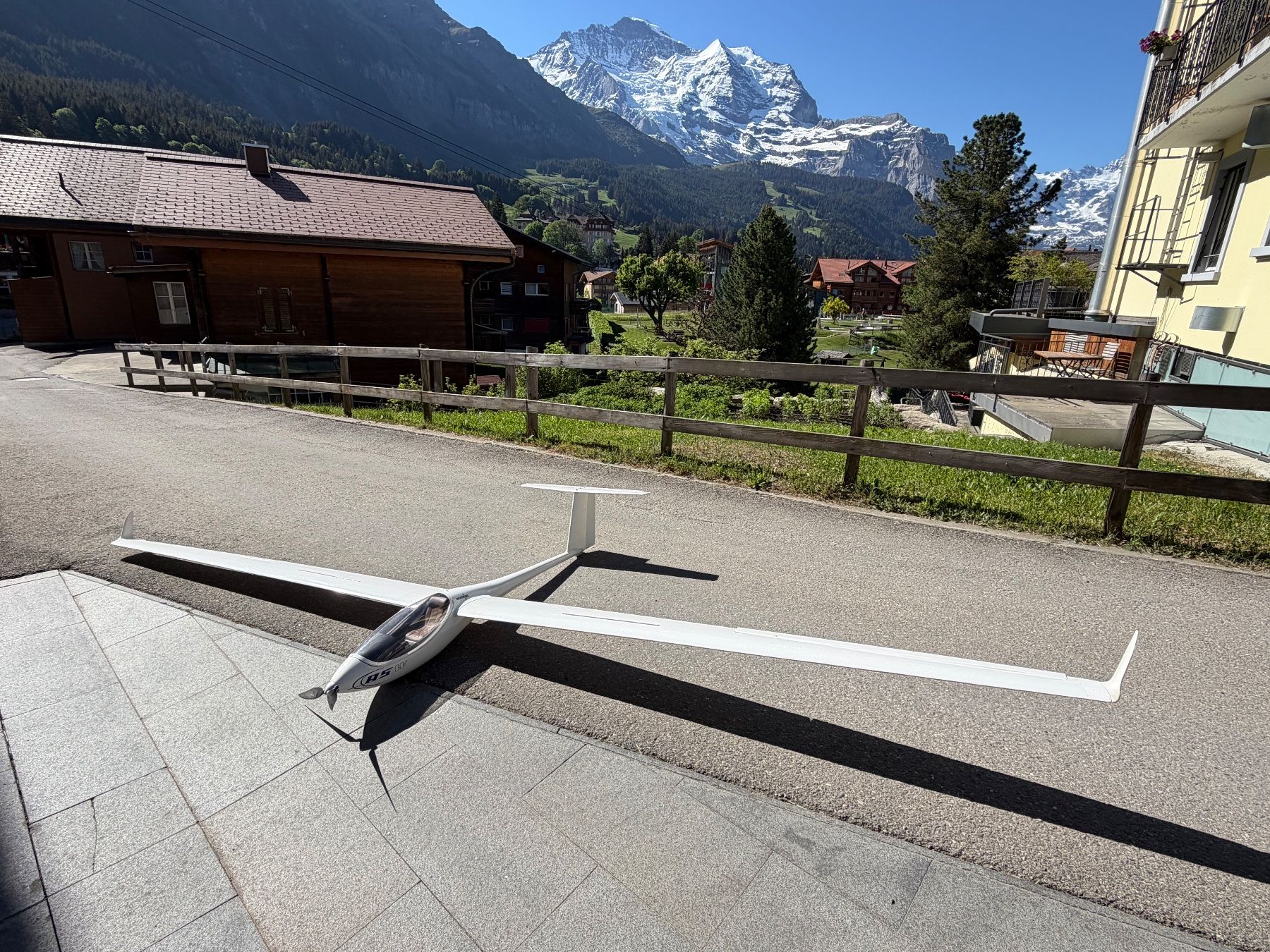 Modellismo RC: ASW 24 Elektro-Segler – Usato da Wengen venduto da Alpinguru