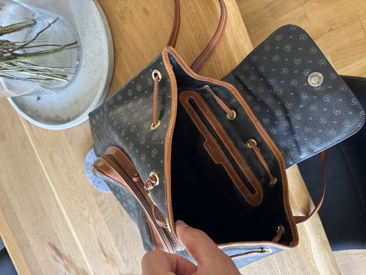 Sacs à dos: Vintage Pollini Rucksack  – D'occasion à Zürich par tsc_z7fy 4