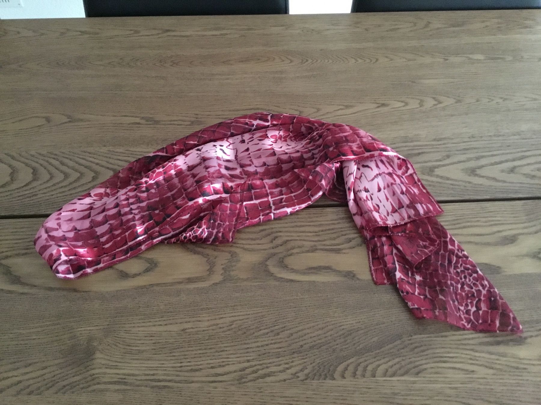 Foulards & écharpes: Schönes Foulard – D'occasion à Würenlos par sweety5436