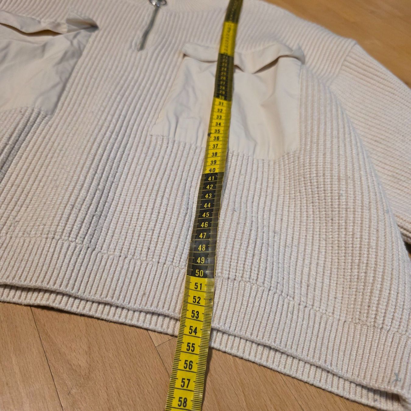 Pulls & Sweat-shirts: Oversize Pullover Creme mit Reißverschluss M/L – D'occasion à Wald ZH par CapLux 9