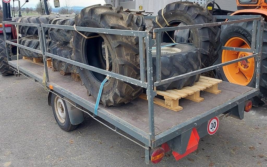 Kubota Pneumatici & Ruote complete: Traktor - Reifensatz Kubota – Usato da Steinhausen venduto da 12whitehorse 2