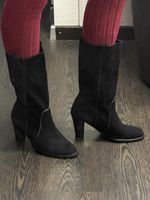 Elegante Stiefel aus echtem schwarzen Wildleder Größe 39