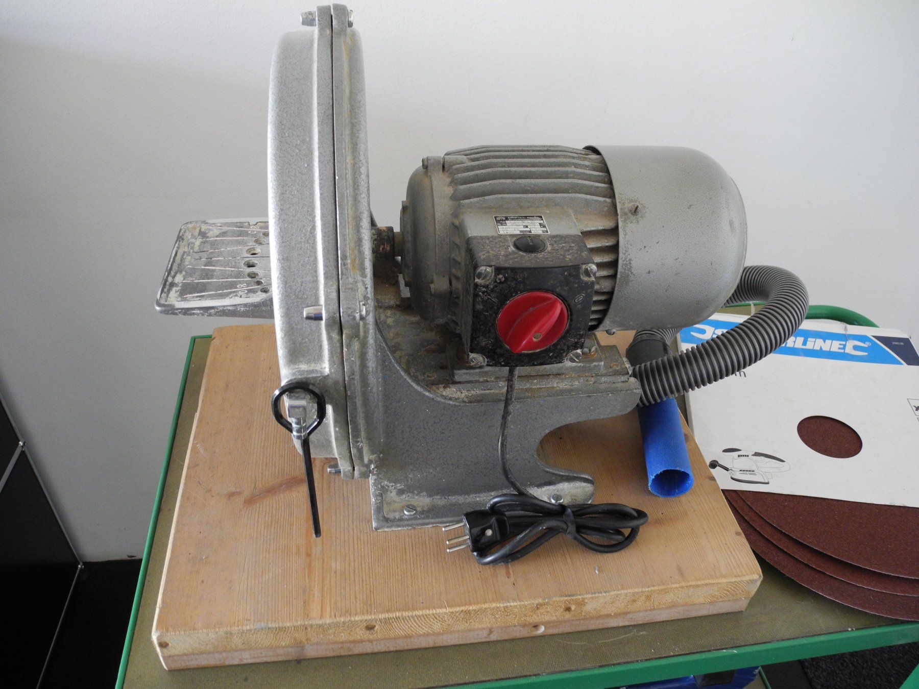 Schleifen & Polieren: Tellerschleifmaschine – Gebraucht aus Worb von kebe01 3