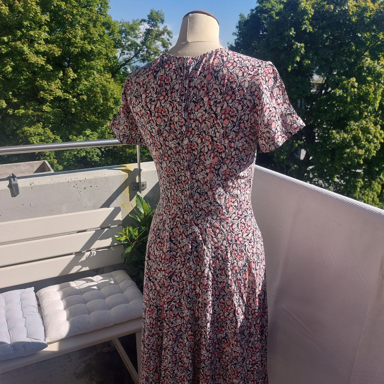 H&M Kleider: Sommer Blumenkleid – Gebraucht aus Zürich von wilden 2