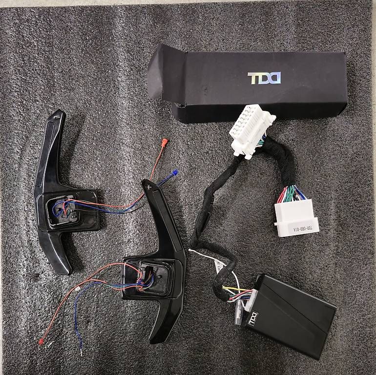 Tutti pezzi di ricambio auto: Schaltwippen LED – Usato da Eschen venduto da DrWachter 1