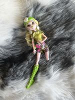 MONSTER HIGH - BATSY CLARO – BRAND-BOO STUDENTS