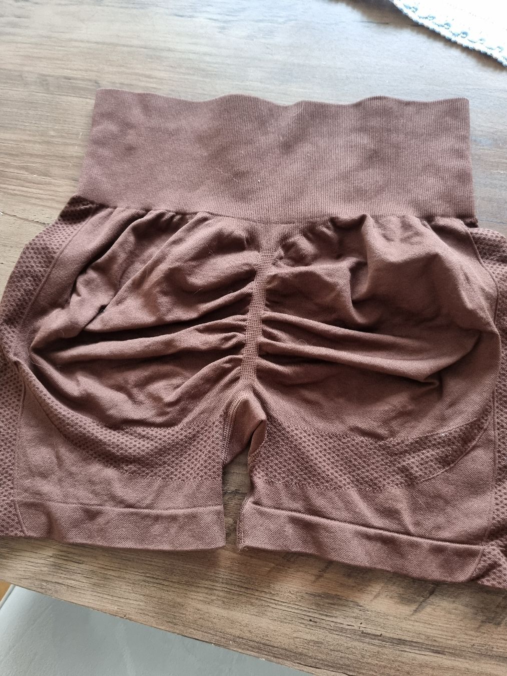 Leggings: Sportshorts Damen braun  – Nuovo (secondo la descrizione) da Altstätten SG venduto da melii._.98 1