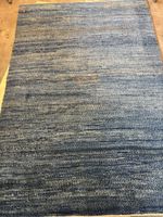 Alter Teppich. Ca B222/155 cm perfekt 