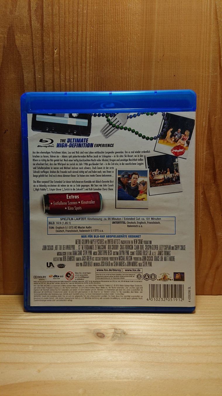 Tutti i DVDs: HOT TUB Extended Cut Blu-Ray – Usato da Wilderswil venduto da Exebub 1