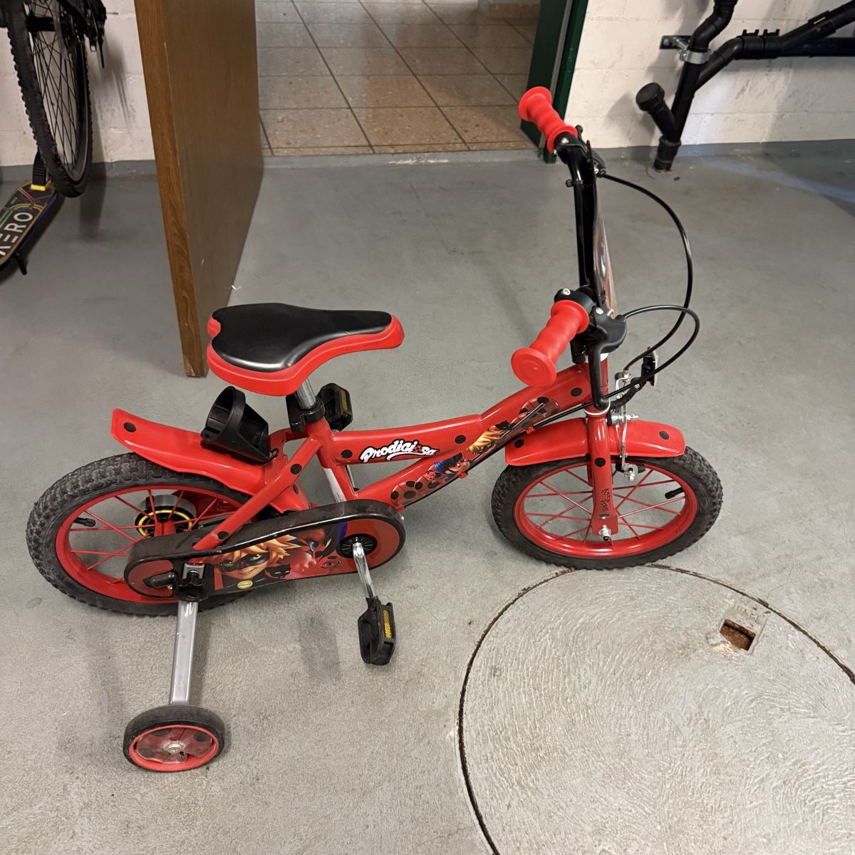 Mini Bikes: Ladybug Velo – Gebraucht aus Dietikon von lor_7fkq 1