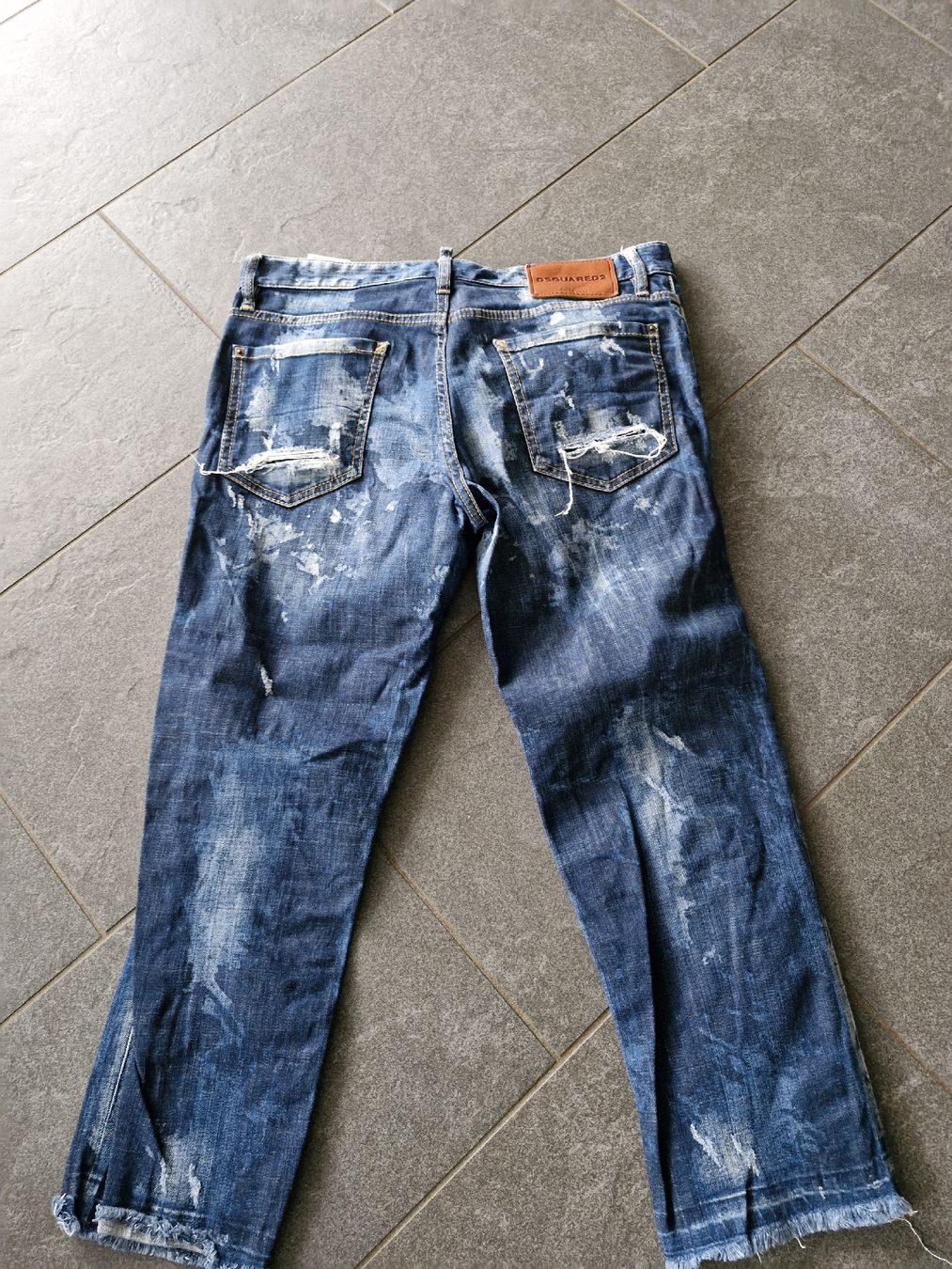 Jeans: Dsquared2 Jeans – Gebraucht aus Hendschiken von Winkel10 1