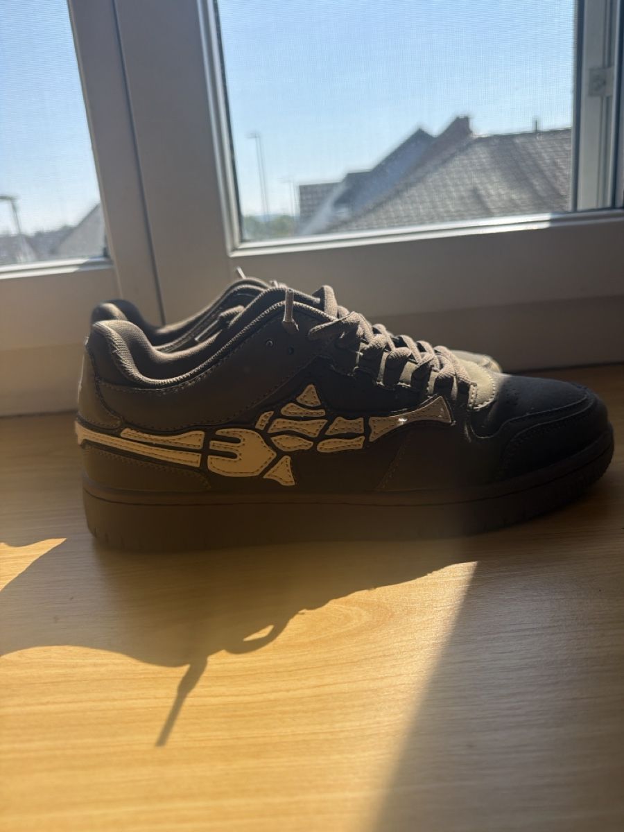 Scarpe da uomo: Vicinity Schuhe Grösse 42.5 – Nuovo (secondo la descrizione) da Möriken AG venduto da ke_jh6d