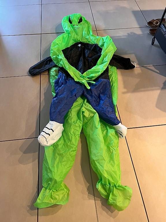 Costumes: Alienkostüm Kinder – D'occasion à Unterengstringen par NCH78