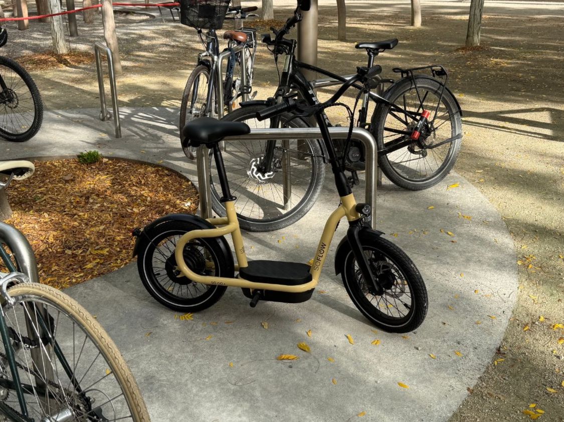 Scooter: Mini Scooter Electrique SoFlow – Usato da Genève venduto da DesignGVA 2