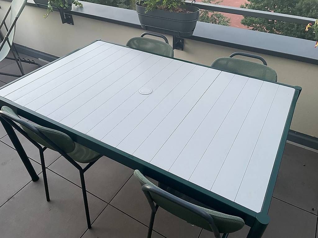 Tischset: Table avec 4 chaises – Gebraucht aus Monthey von jbb68 1
