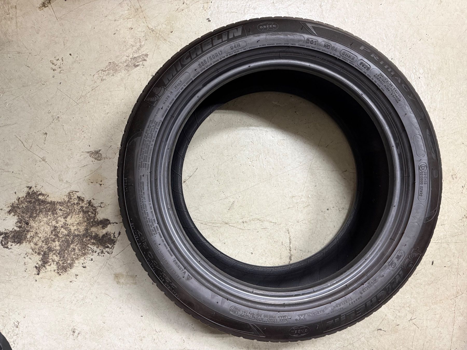 Sonstiges Schreiben & Zeichnen: Sommer Reifen 225/50 R17 – Gebraucht aus Neuenhof von BleronBytyqi6