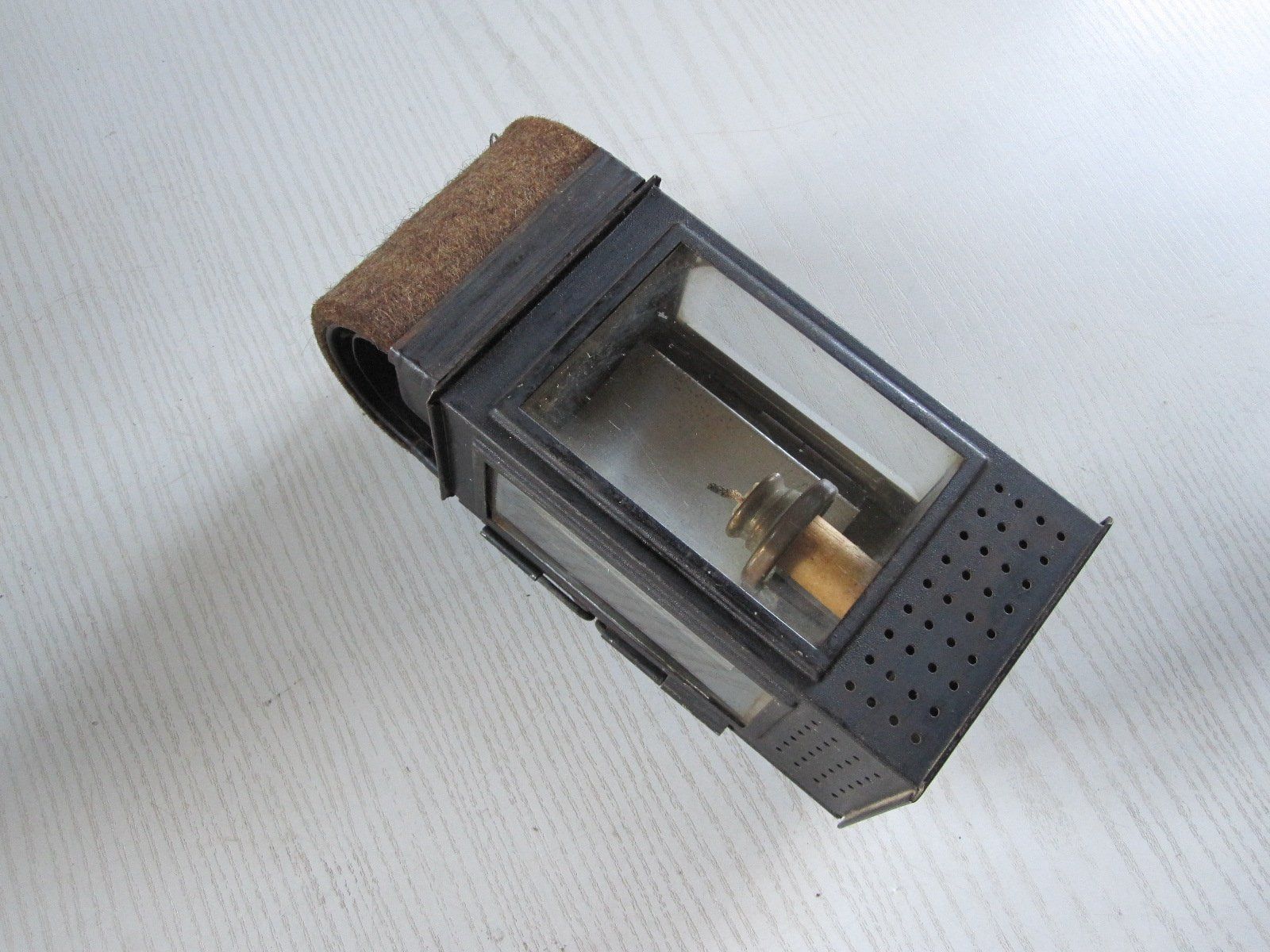 Armée suisse Lampes anciennes: Kerzenlaterne Schweizer Armee – D'occasion à Worb par Santosdumont