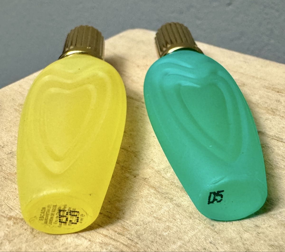 Escada Profumi & Eau de Toilette: 2 x Escada Parfum Miniatur – Usato da Rothrist venduto da Luckywinner 1