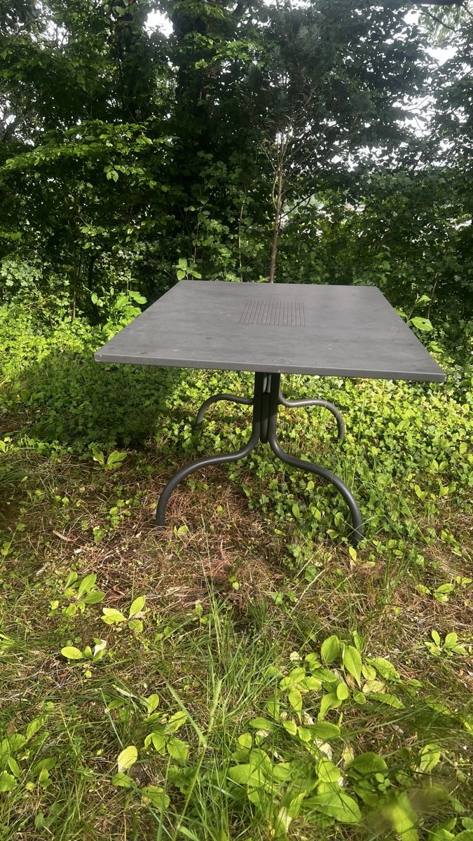 Tischset: Garten-Tisch mit 6 Stühle – Gebraucht aus Trasadingen von Kaffee.mann 4
