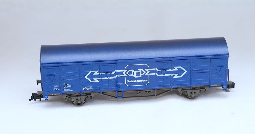 Märklin 4832 H0 AC ged. Güterwagen “Bahn Express” der ÖBB | Kaufen auf ...