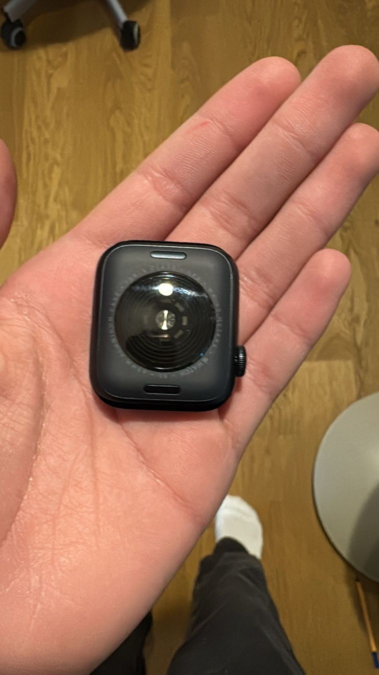 Apple Smartwatch: Apple Watch  – Nuovo (secondo la descrizione) da Lufingen venduto da Ritter9 1