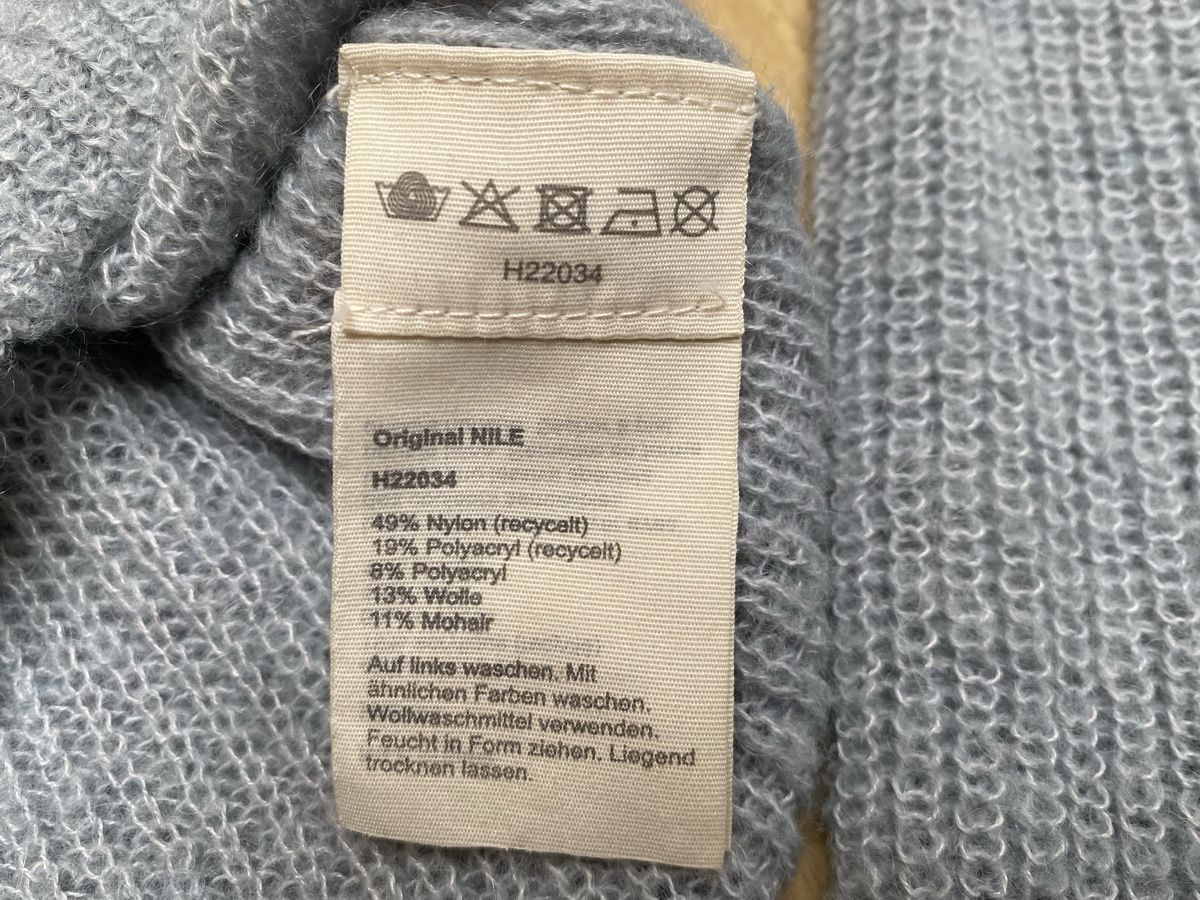 Nile Giacche: Nile Strickjacke mit Kapuze hellblau Grösse M – Nuovo (secondo la descrizione) da Buochs venduto da H16 5
